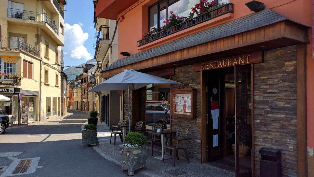 Hostal Talabart Les Dış mekan fotoğraf